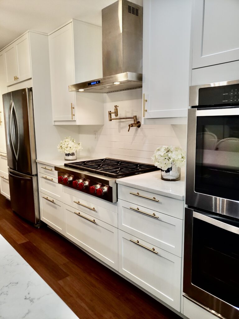 7-white-shaker-cabinets-hive-kitchen-remodeling